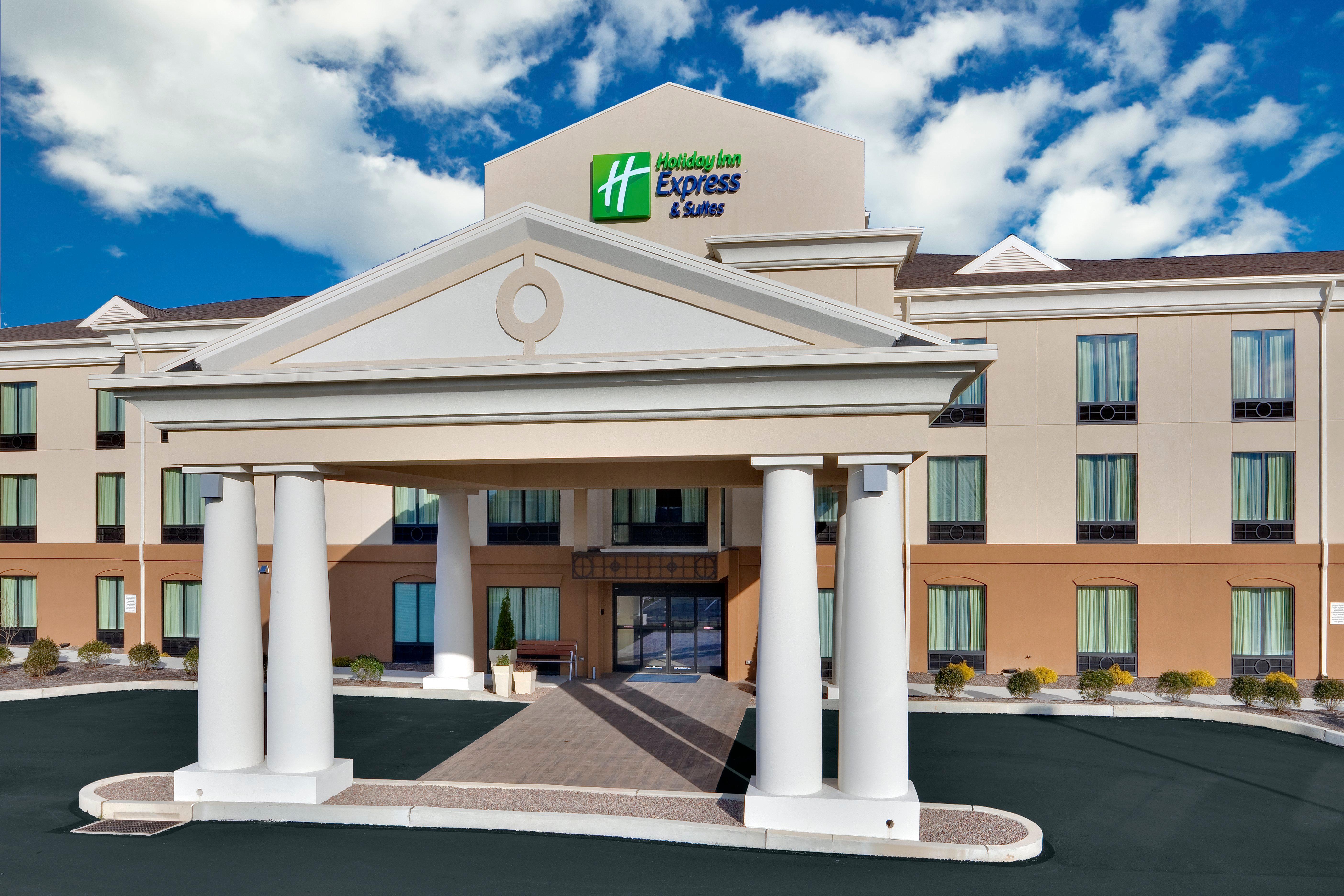 Holiday Inn Express Hotel & Suites Lebanon By Ihg Exterior photo
